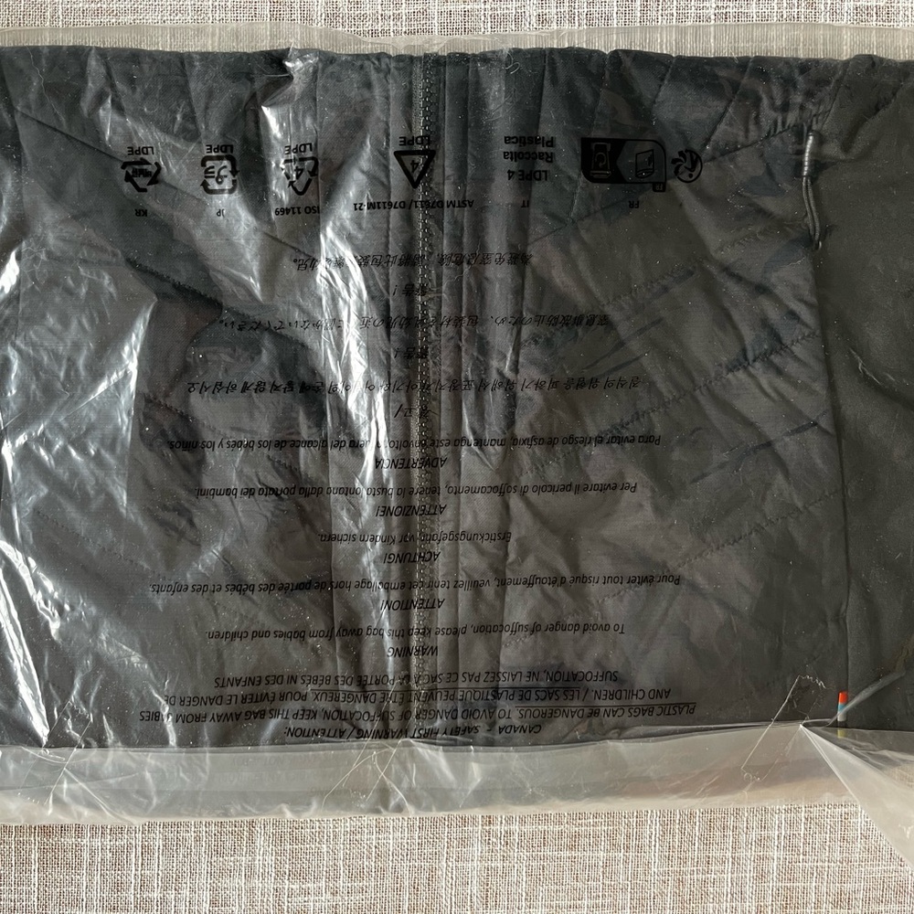 Smartwool Women's Black Softshell Utility Jacket … - image 4